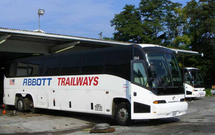 Abbott Trailways MCI 194